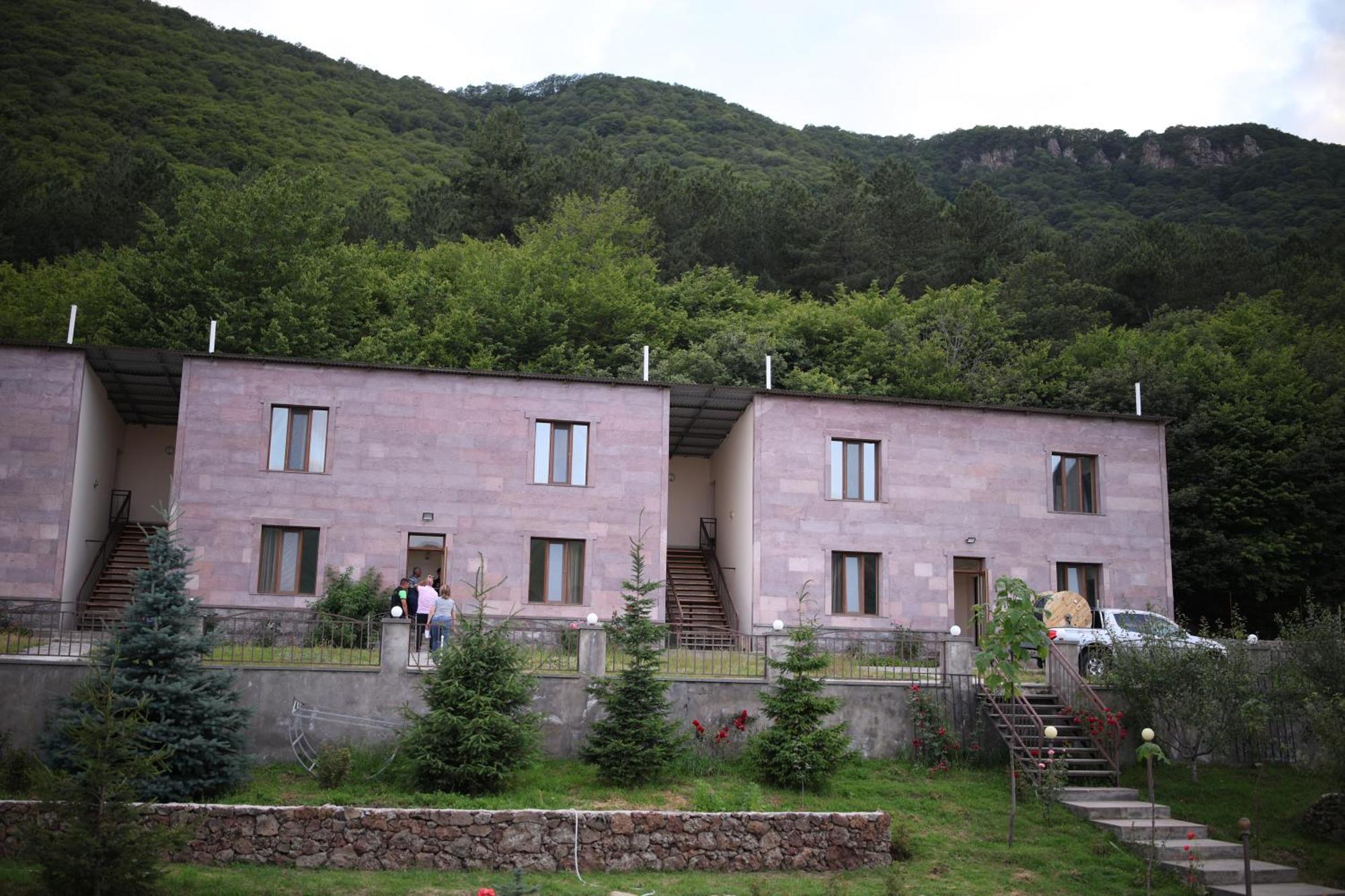 Yeghevnut Hotel Goris Luaran gambar