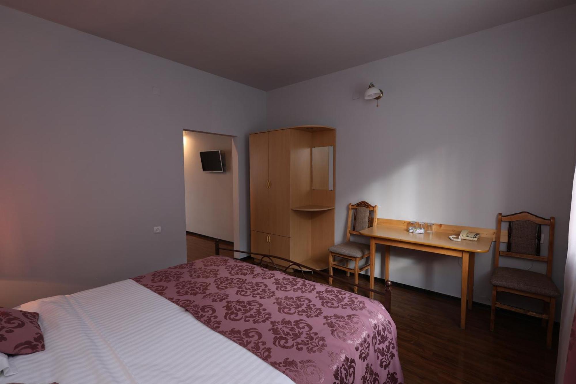 Yeghevnut Hotel Goris Luaran gambar