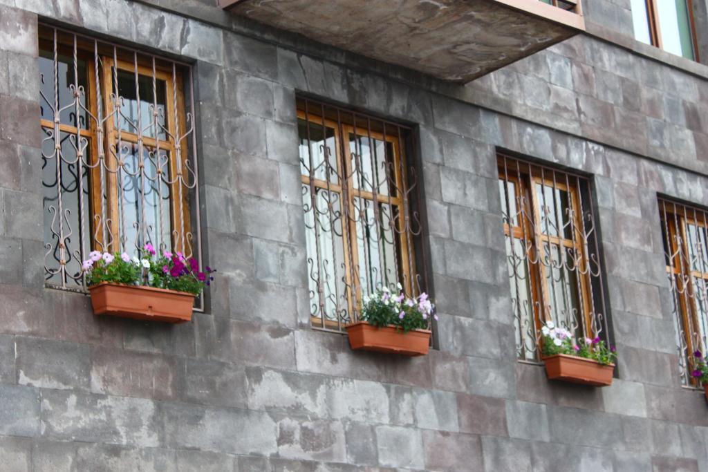Yeghevnut Hotel Goris Luaran gambar