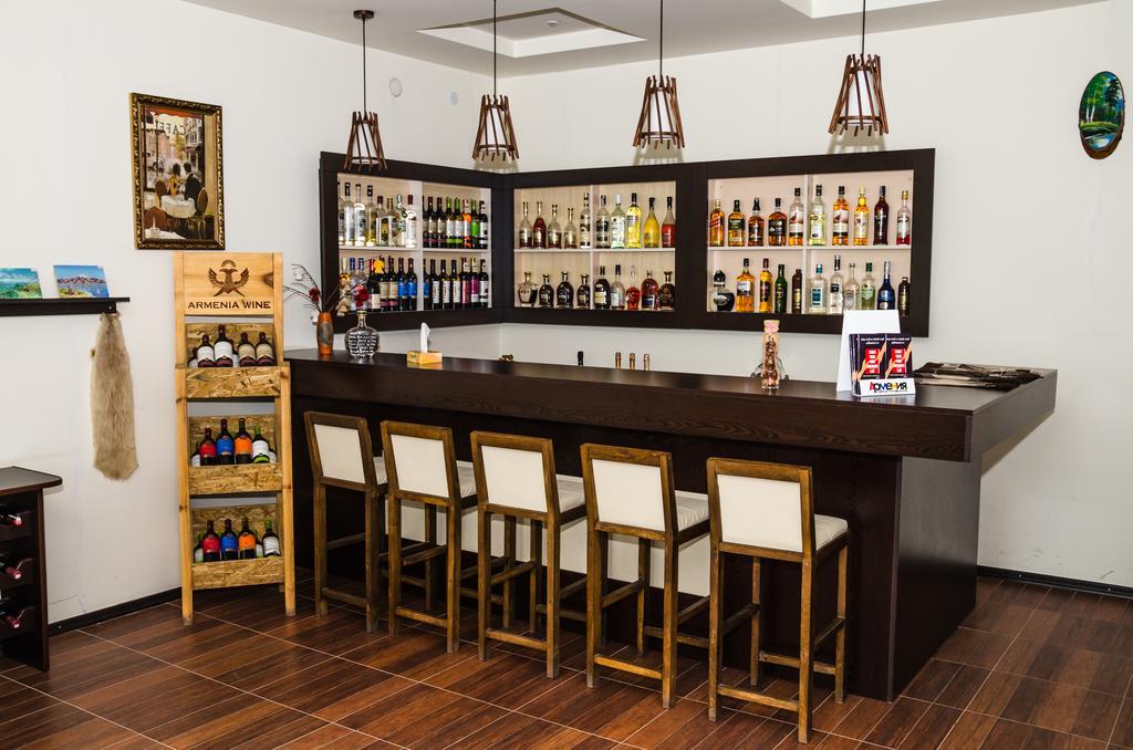 Yeghevnut Hotel Goris Luaran gambar