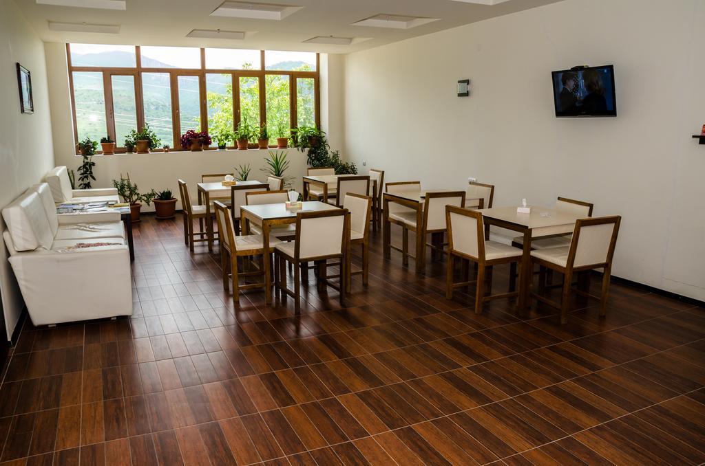 Yeghevnut Hotel Goris Luaran gambar