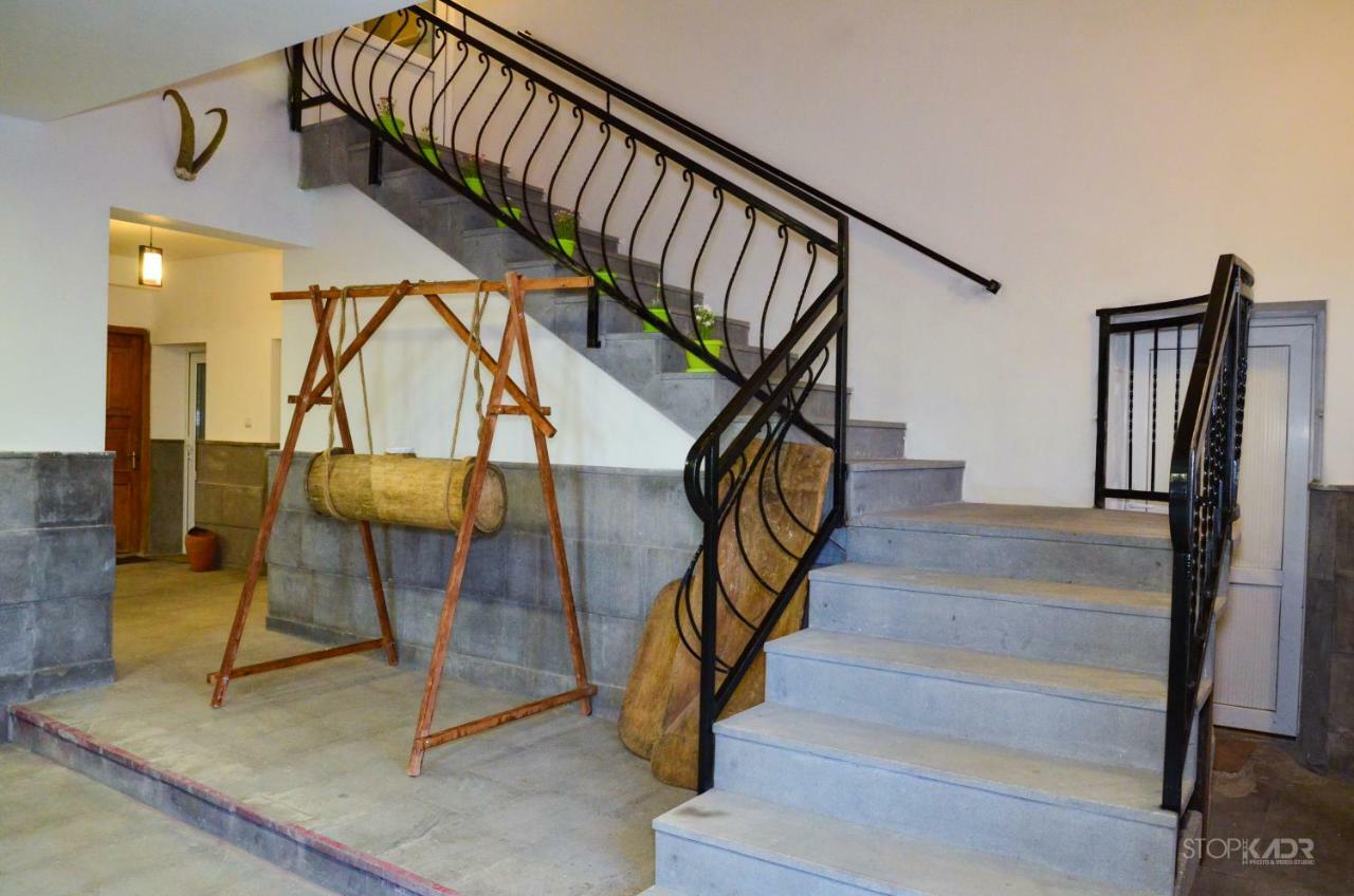 Yeghevnut Hotel Goris Luaran gambar