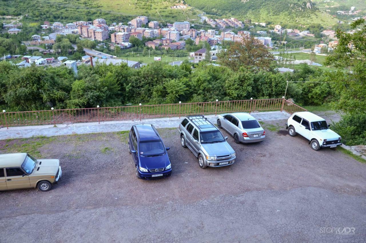 Yeghevnut Hotel Goris Luaran gambar